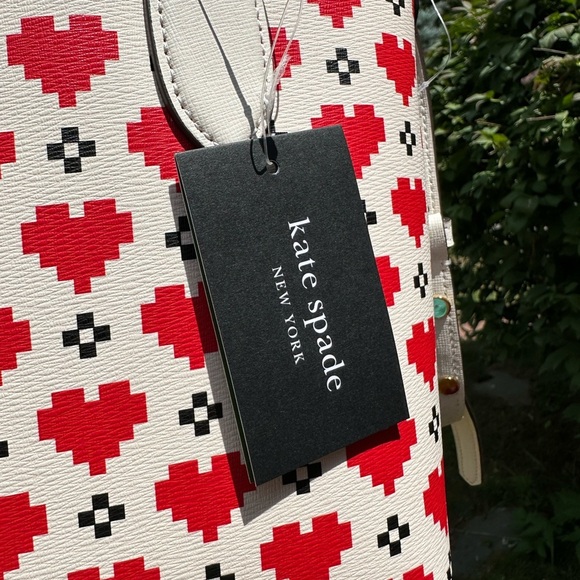 kate spade Bleecker Pixelated Hearts Grosgrain Printed Tote Bag NWT - Picture 6 of 10